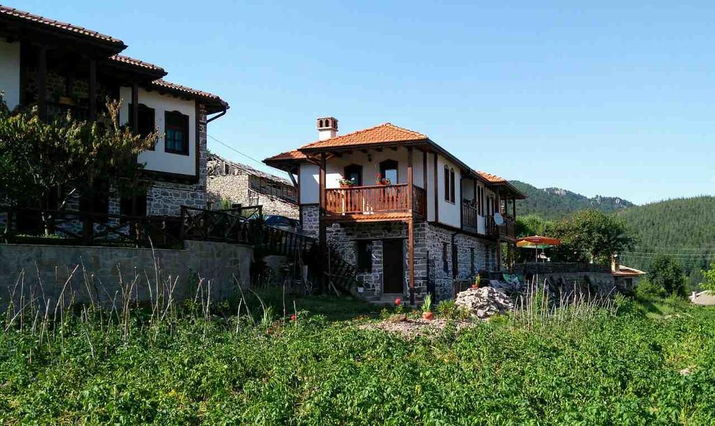 Semana Guesthouse Vrata Bagian luar foto